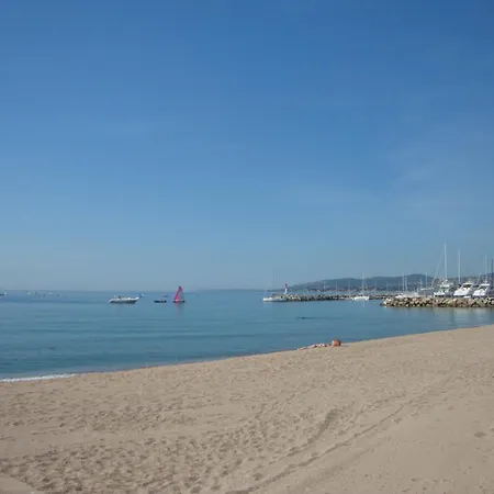 Le Soleil Bleu 3* Фрежюс